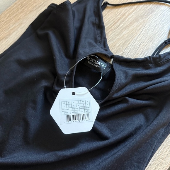 OW Noble Bodysuit in Black - Picture 5 of 6